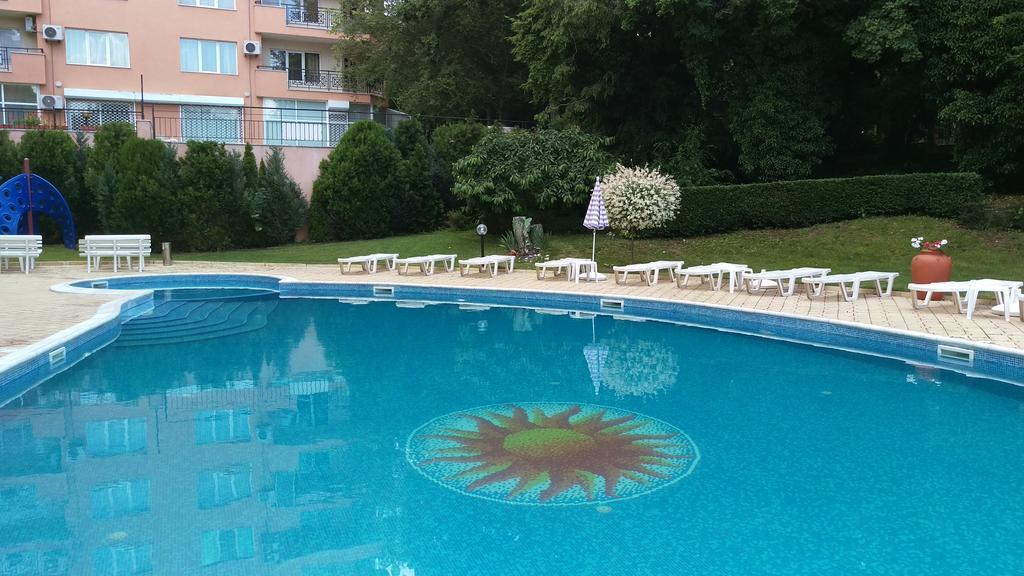 Luxury Sunrise Complex Apartment Golden Sands Exteriör bild