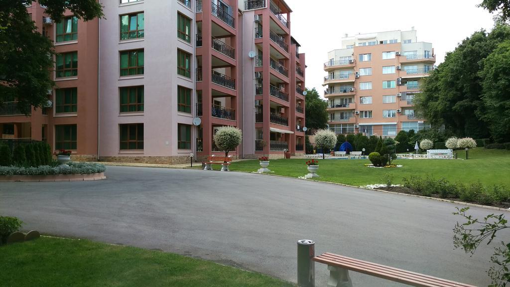 Luxury Sunrise Complex Apartment Golden Sands Exteriör bild