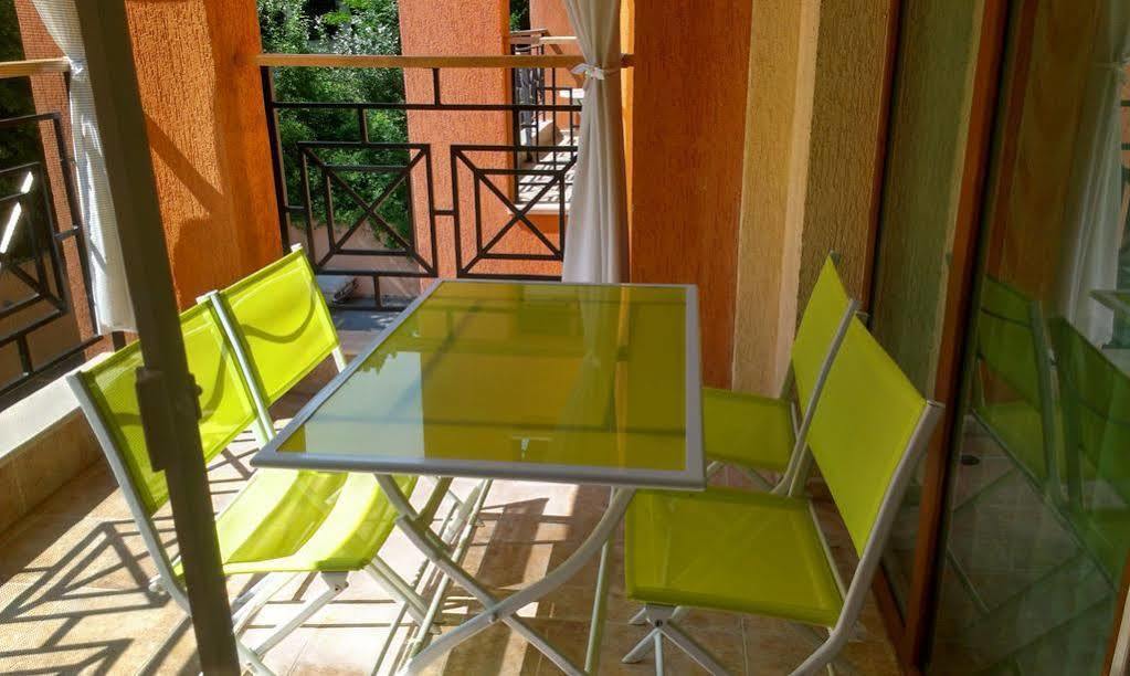 Luxury Sunrise Complex Apartment Golden Sands Exteriör bild